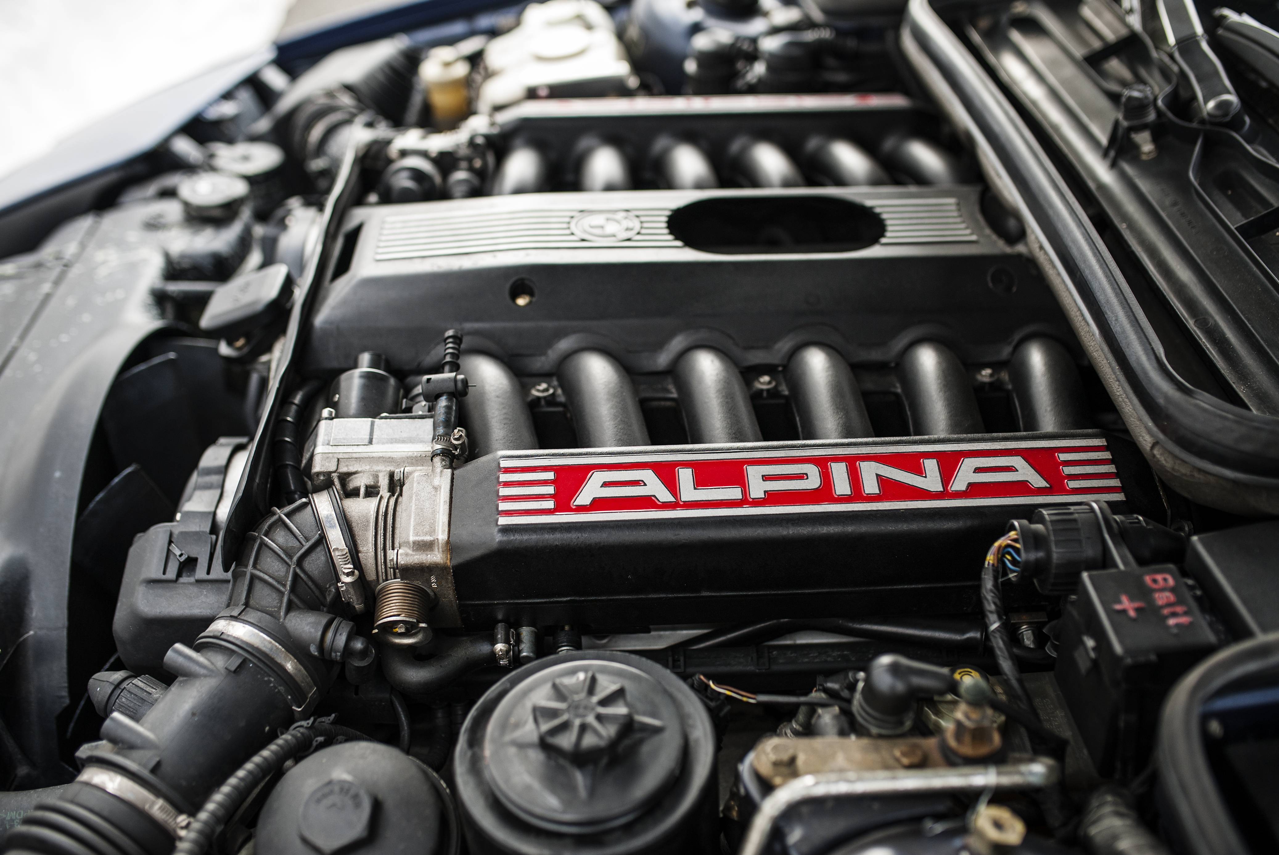 ALPINA B12 Coupé 5.7 (E31)