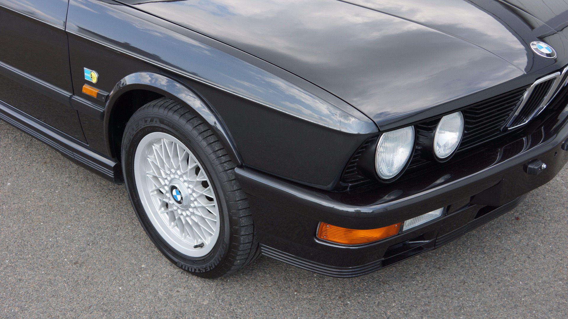 BMW M5 (E28)