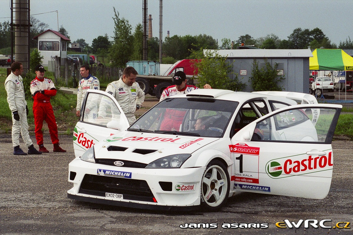 Ford Focus RS WRC EX02 OBF