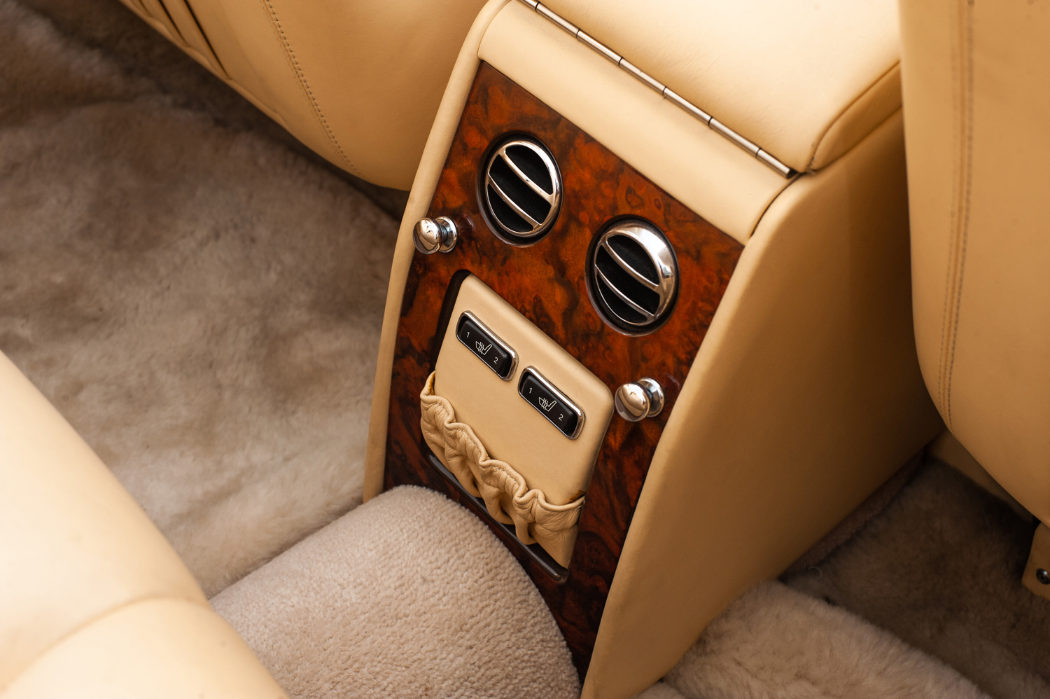 Rolls-Royce Corniche V