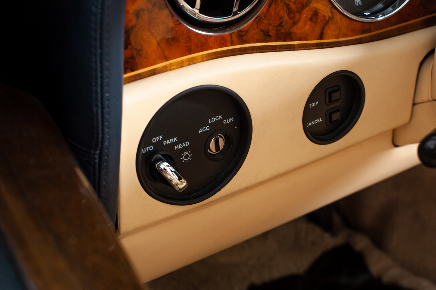 Rolls-Royce Corniche V