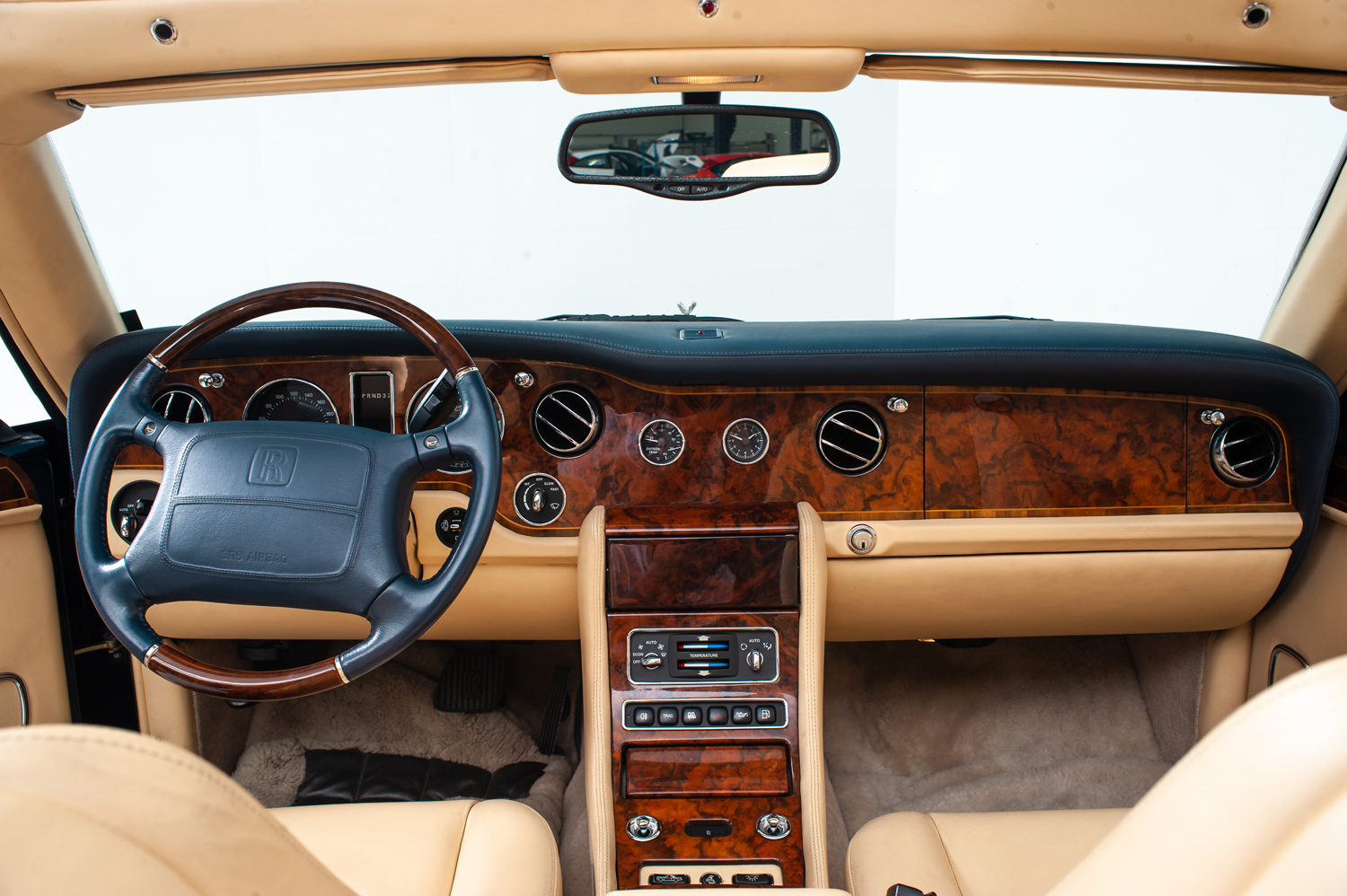 Rolls-Royce Corniche V