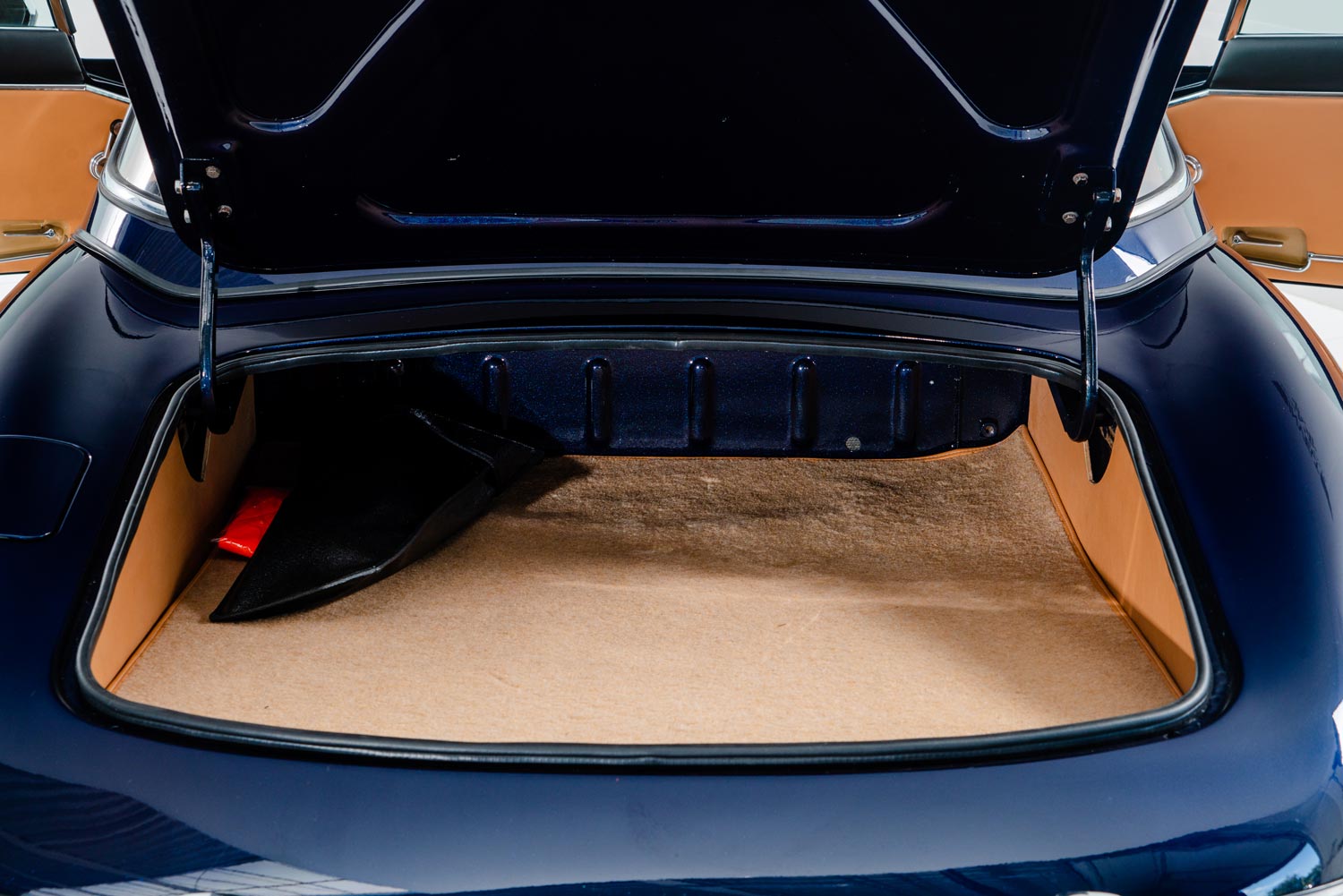 Jaguar E-Type V12 OTS Series III Jaguar E-Type V12 OTS Series III