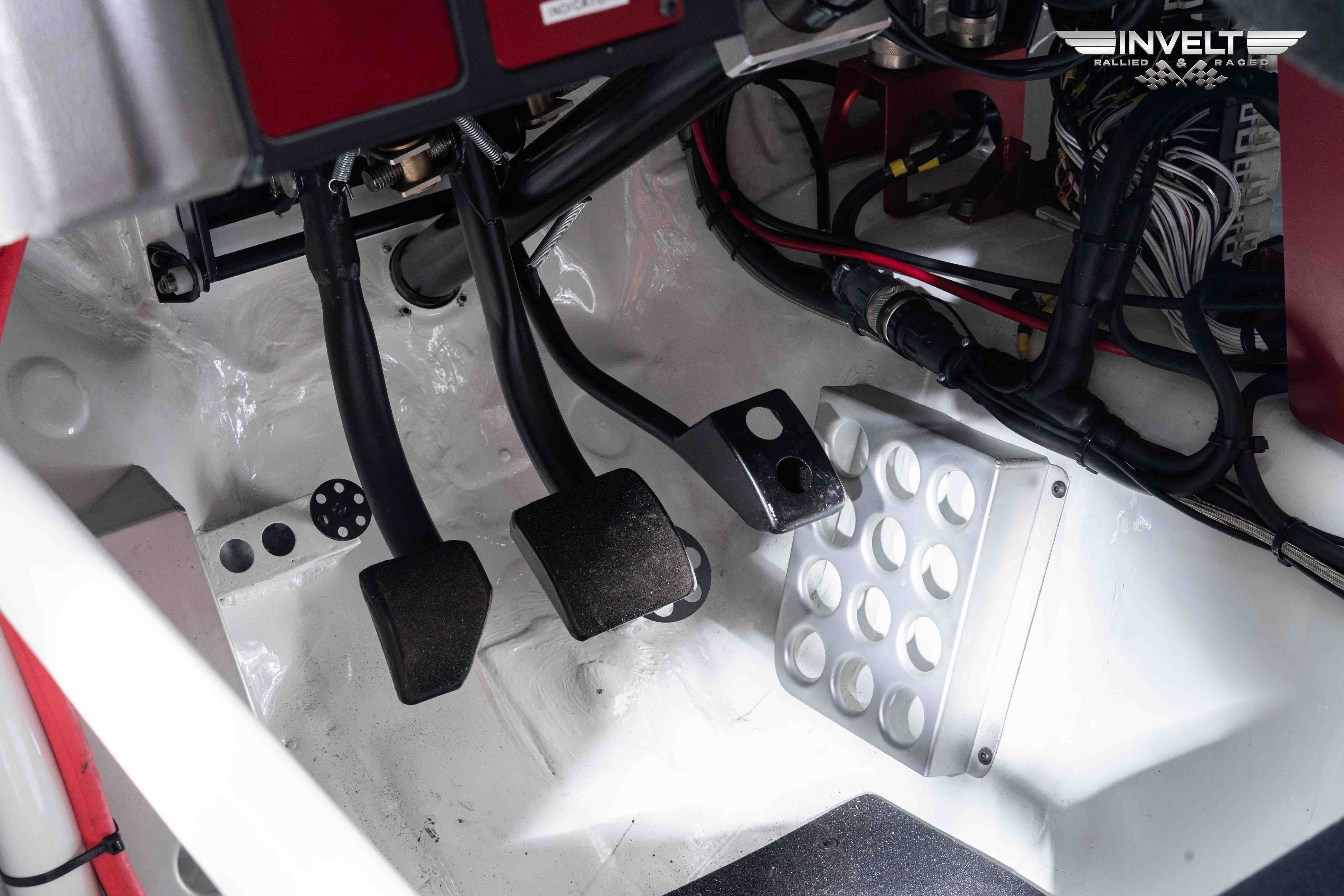 full - s logem (11 of 33).jpg